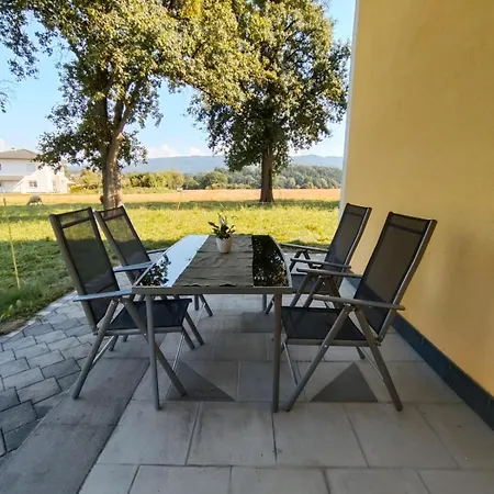 Regau Apartment